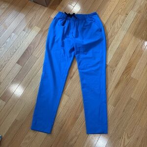 Lululemon on the fly pants size 2